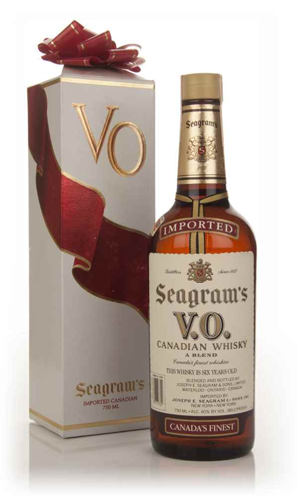 Seagram’s V.O. 6 Year Old - 1983 (Christmas Packaging)